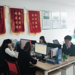 房產(chǎn)經(jīng)紀(jì)人 專(zhuān)業(yè)服務(wù)助力理想家園的實(shí)現(xiàn)